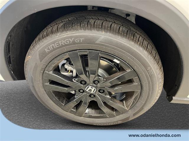 new 2026 Honda HR-V car, priced at $31,405