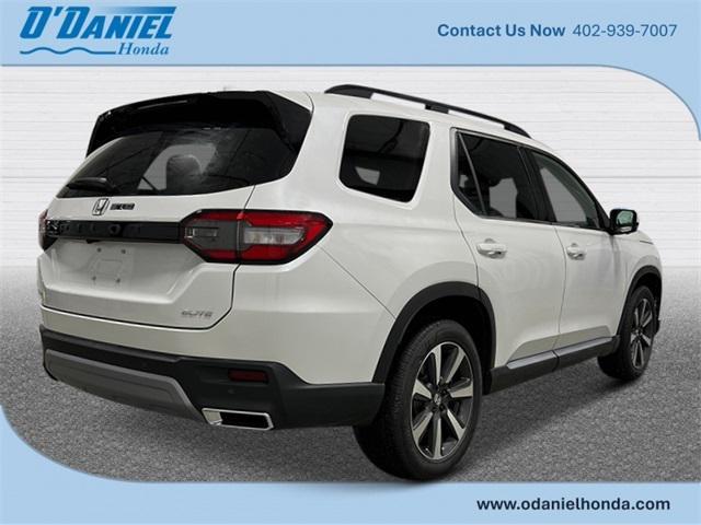 new 2025 Honda Pilot car, priced at $54,985