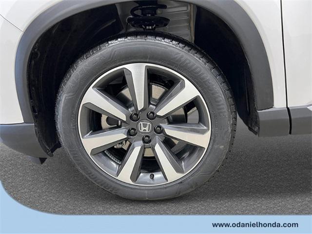 new 2025 Honda Pilot car, priced at $54,985
