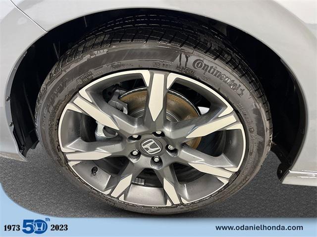 new 2026 Honda Civic Hybrid car, priced at $33,900