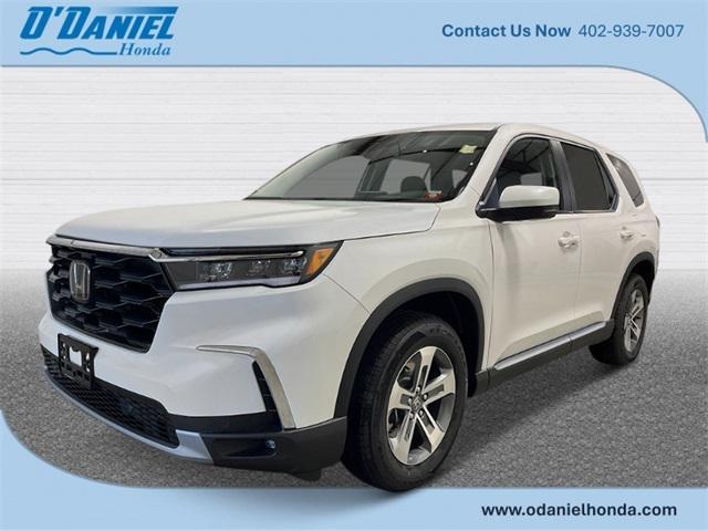new 2025 Honda Pilot car, priced at $47,505