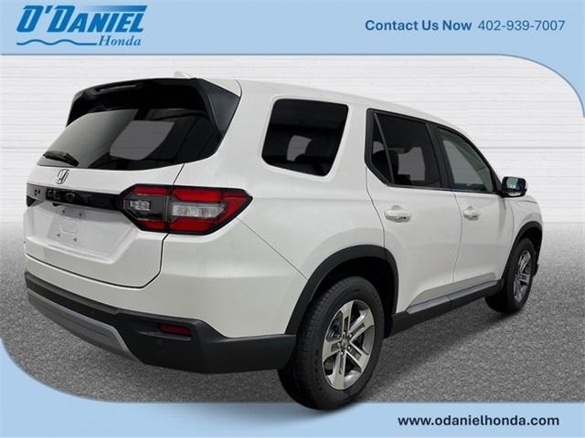 new 2025 Honda Pilot car, priced at $47,505