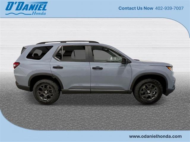 new 2025 Honda Pilot car, priced at $51,305