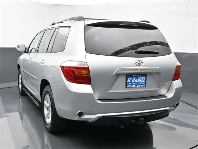 used 2010 Toyota Highlander car, priced at $11,995