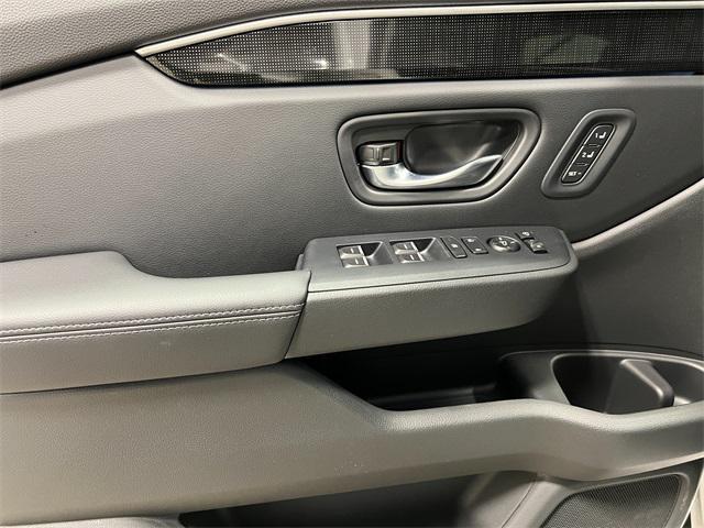 new 2025 Honda Pilot car, priced at $54,530