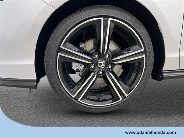new 2025 Honda Accord Hybrid car, priced at $35,260