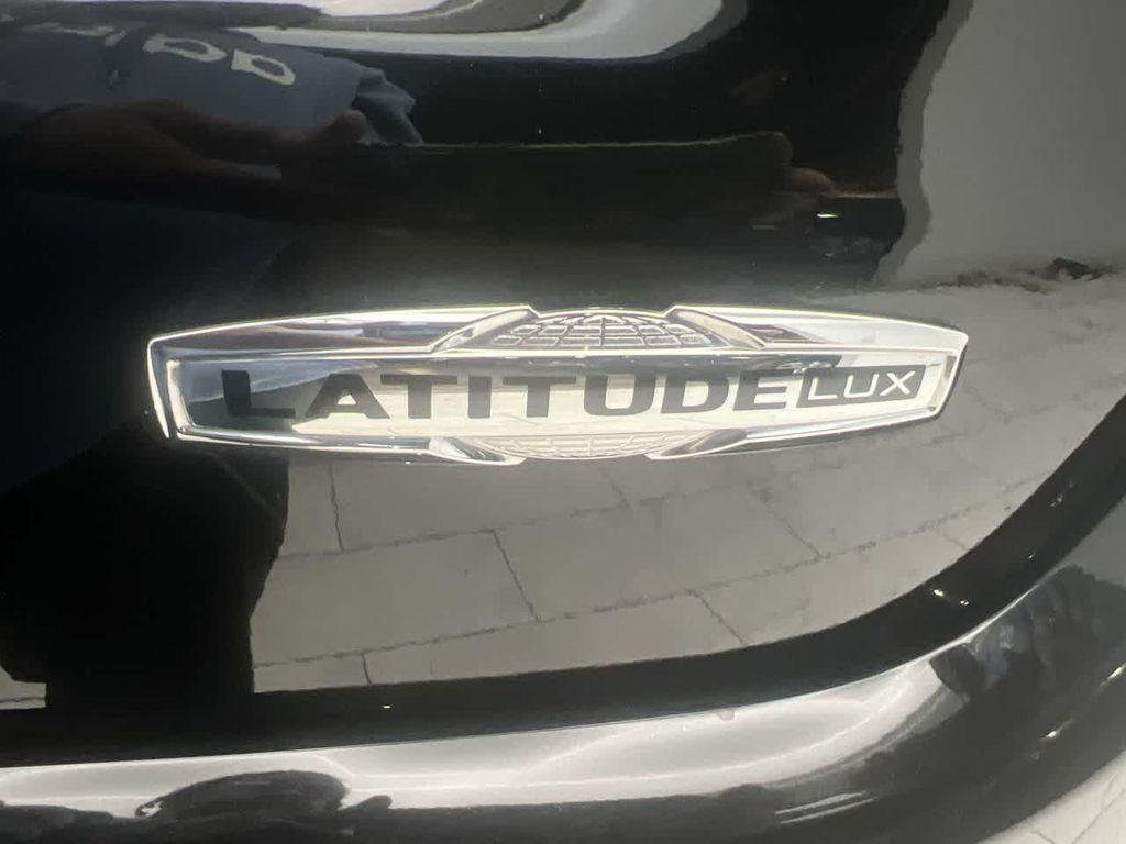 used 2022 Jeep Compass car, priced at $20,791