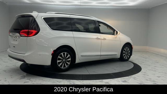 used 2020 Chrysler Pacifica car, priced at $19,079