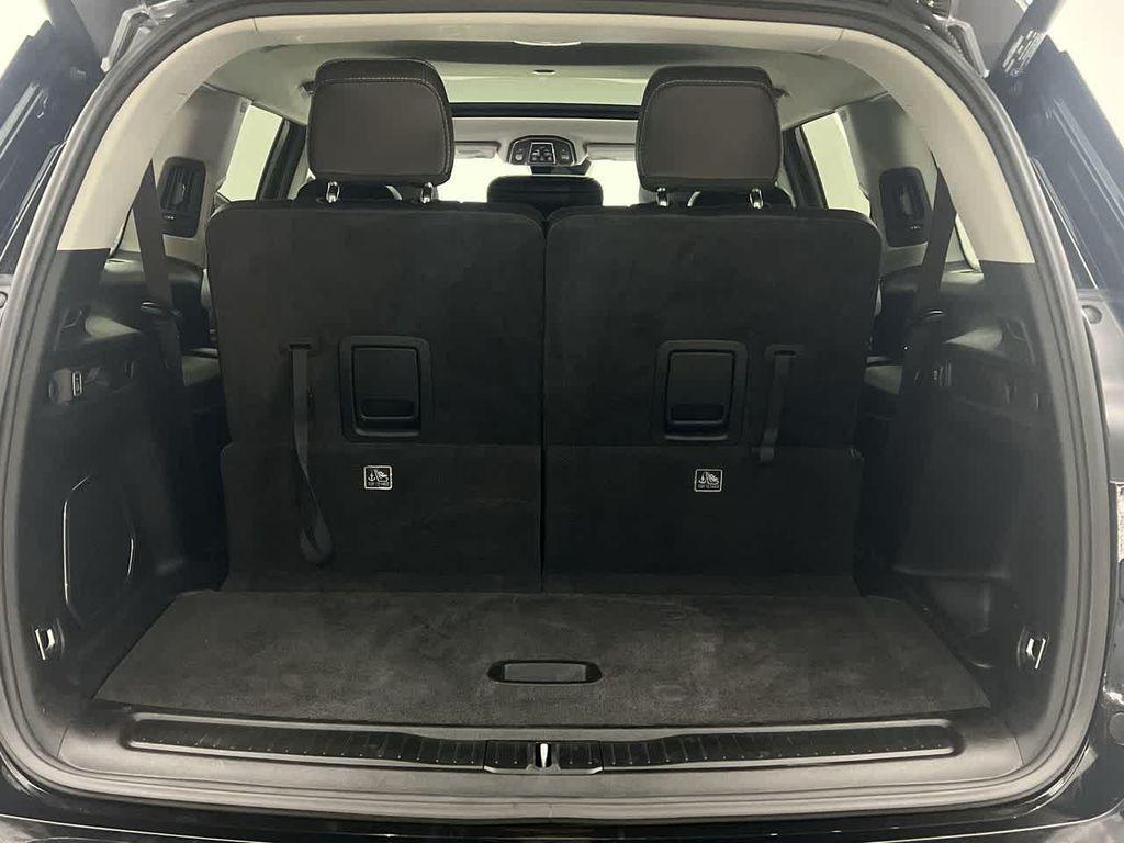 used 2022 Jeep Grand Cherokee L car, priced at $32,495