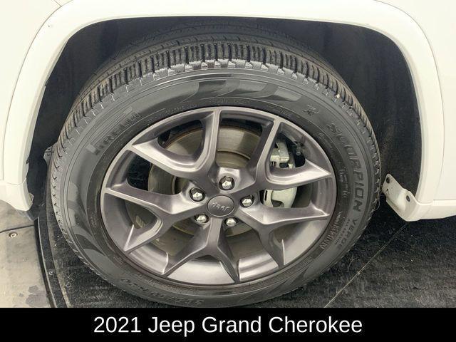 used 2021 Jeep Grand Cherokee car, priced at $30,796