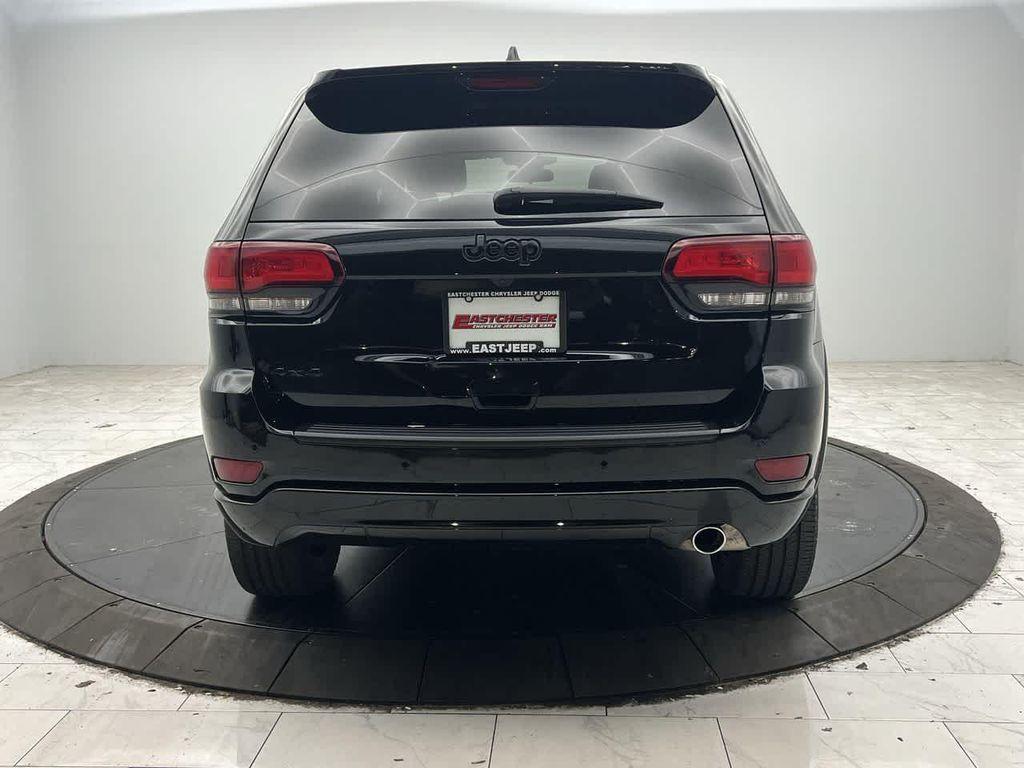 used 2021 Jeep Grand Cherokee car, priced at $24,499