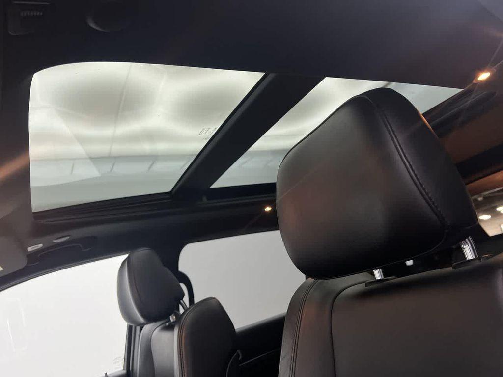 used 2021 Jeep Grand Cherokee car, priced at $21,498