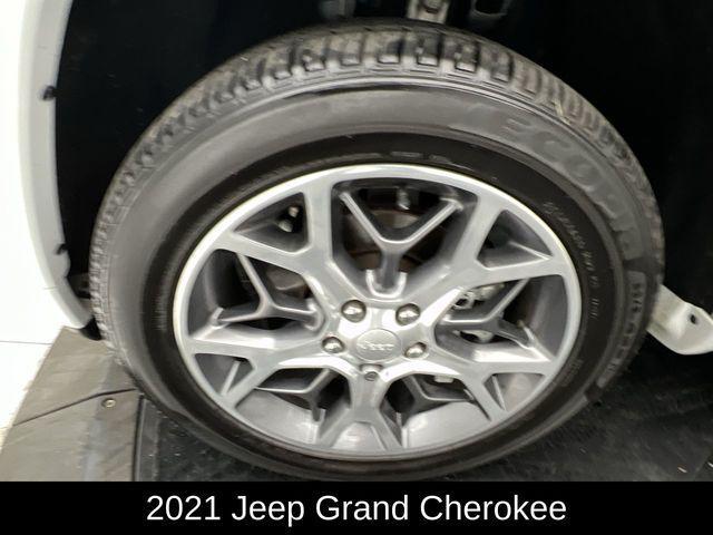 used 2021 Jeep Grand Cherokee car, priced at $28,161