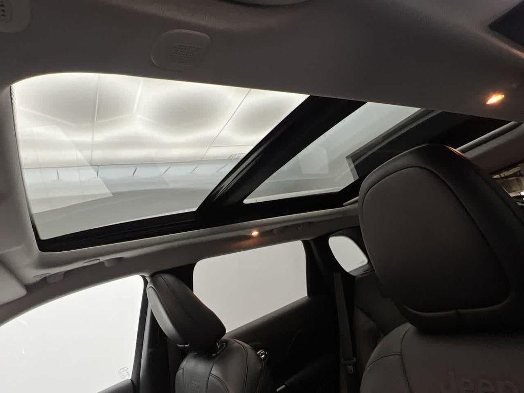 used 2020 Jeep Cherokee car, priced at $20,976