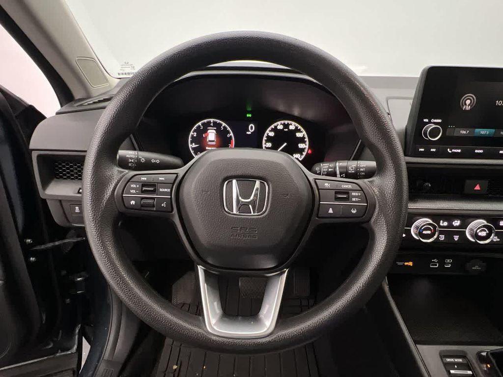 used 2023 Honda CR-V car, priced at $27,000
