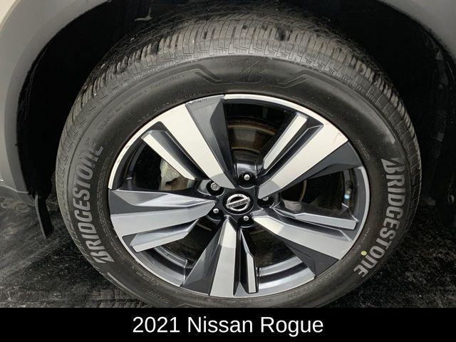 used 2021 Nissan Rogue car, priced at $26,606