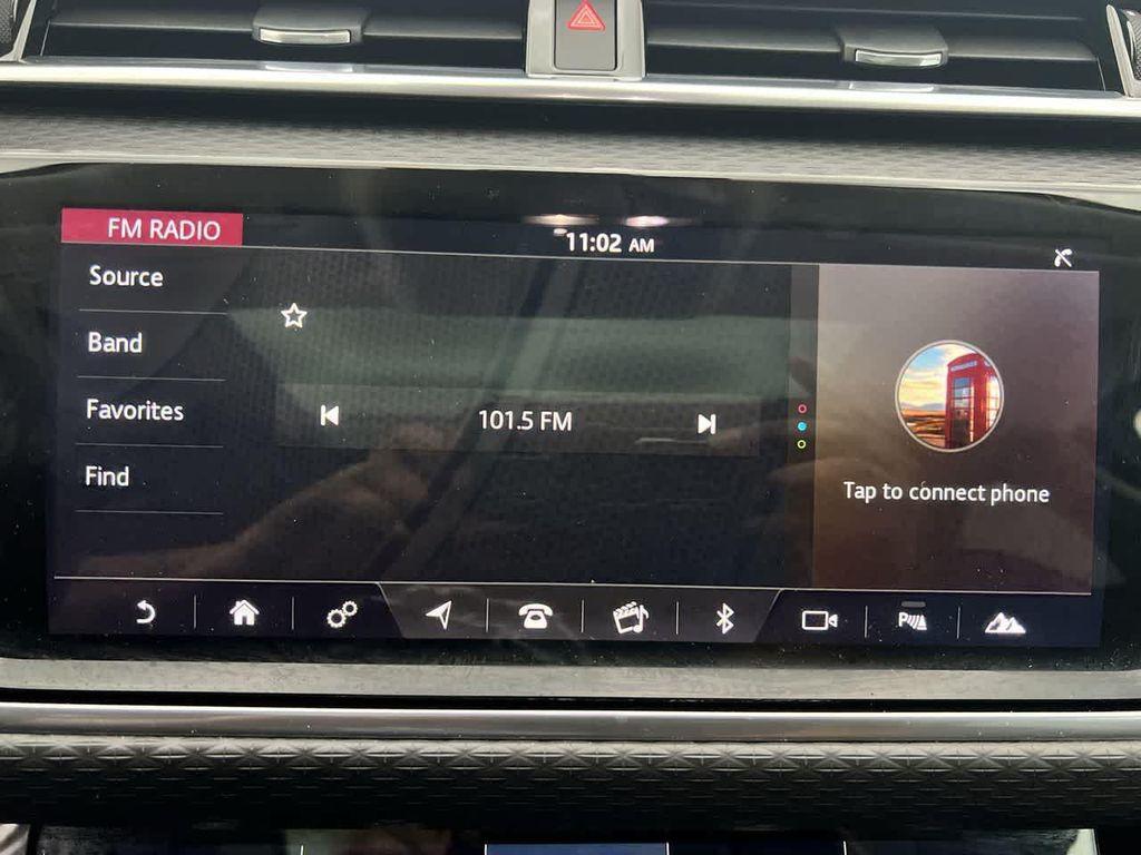 used 2020 Land Rover Range Rover Velar car, priced at $23,889