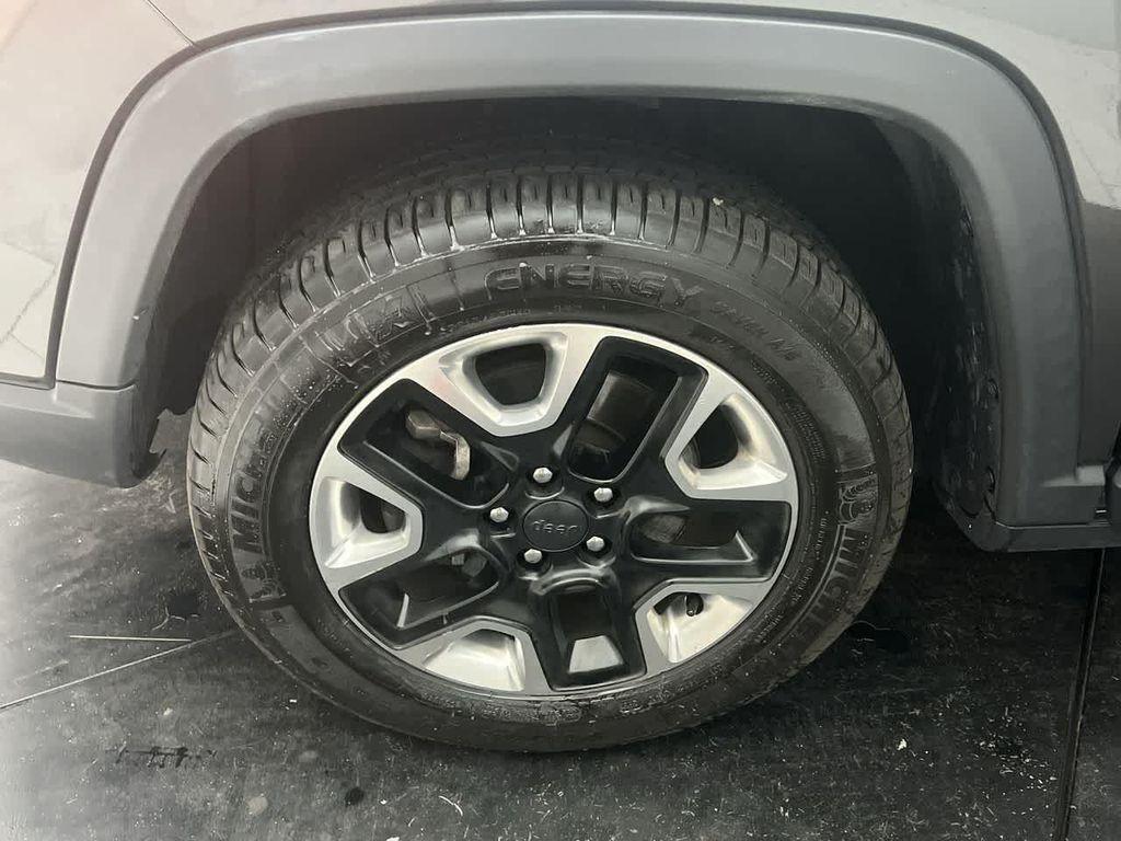 used 2018 Jeep Compass car