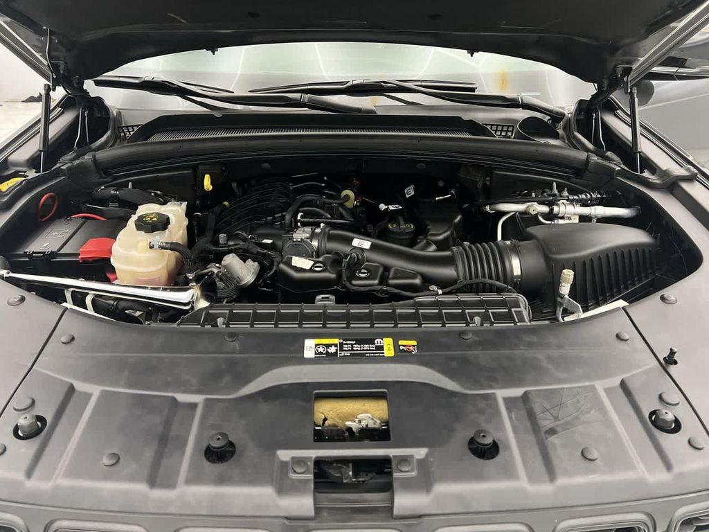 used 2023 Jeep Grand Cherokee L car, priced at $32,174
