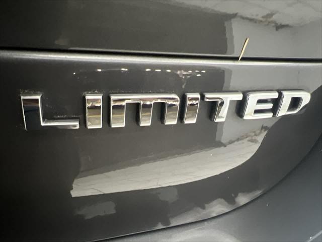 used 2022 Jeep Grand Cherokee L car, priced at $27,933