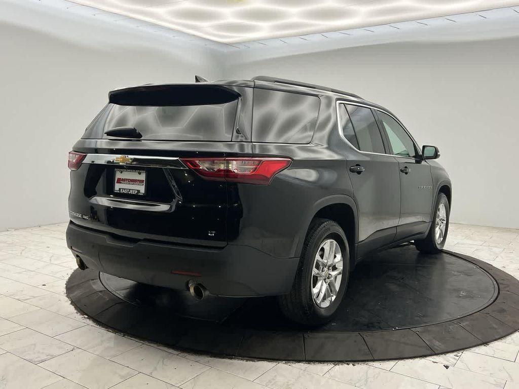 used 2021 Chevrolet Traverse car, priced at $23,075