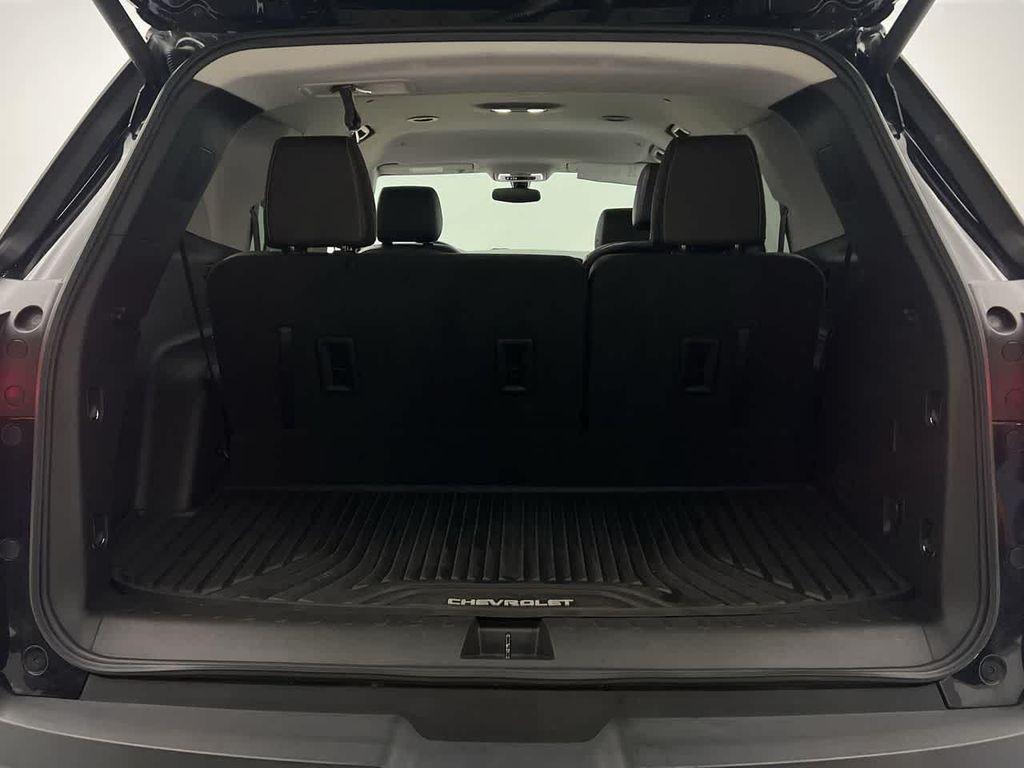 used 2021 Chevrolet Traverse car, priced at $23,075