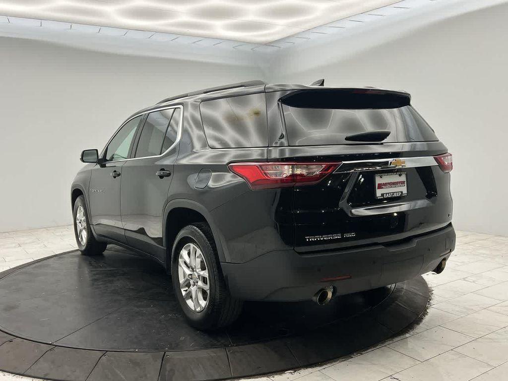 used 2021 Chevrolet Traverse car, priced at $23,075