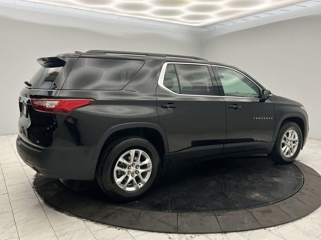 used 2021 Chevrolet Traverse car, priced at $23,075