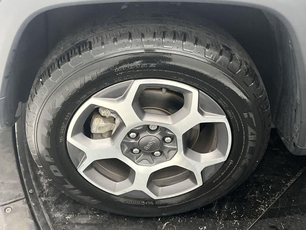 used 2022 Jeep Compass car, priced at $21,195