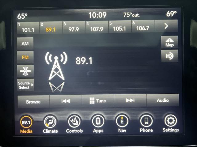 used 2022 Jeep Grand Cherokee car, priced at $27,739