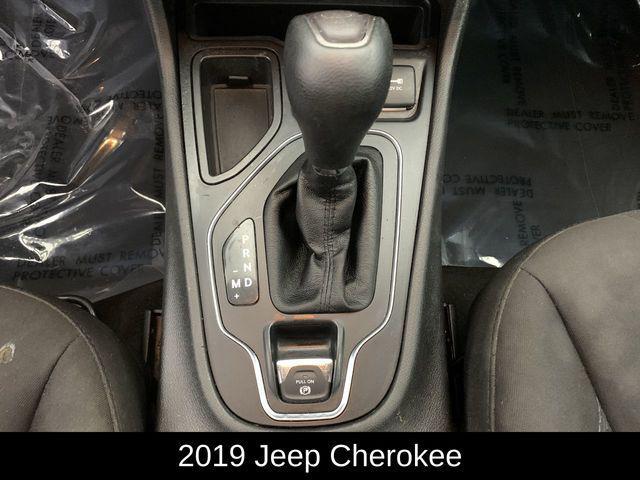 used 2019 Jeep Cherokee car, priced at $16,250