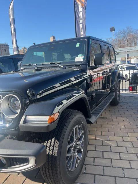 new 2025 Jeep Wrangler car, priced at $53,487