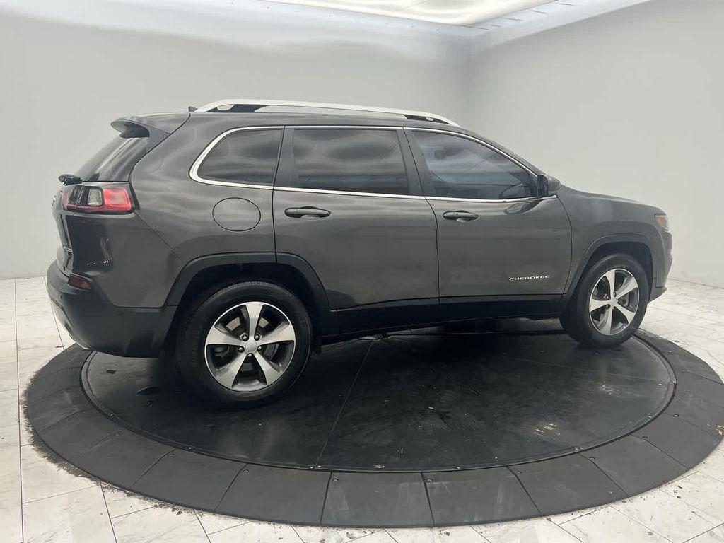 used 2021 Jeep Cherokee car, priced at $21,493