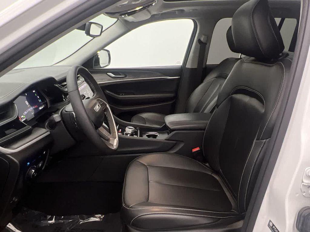 used 2023 Jeep Grand Cherokee 4xe car, priced at $28,658