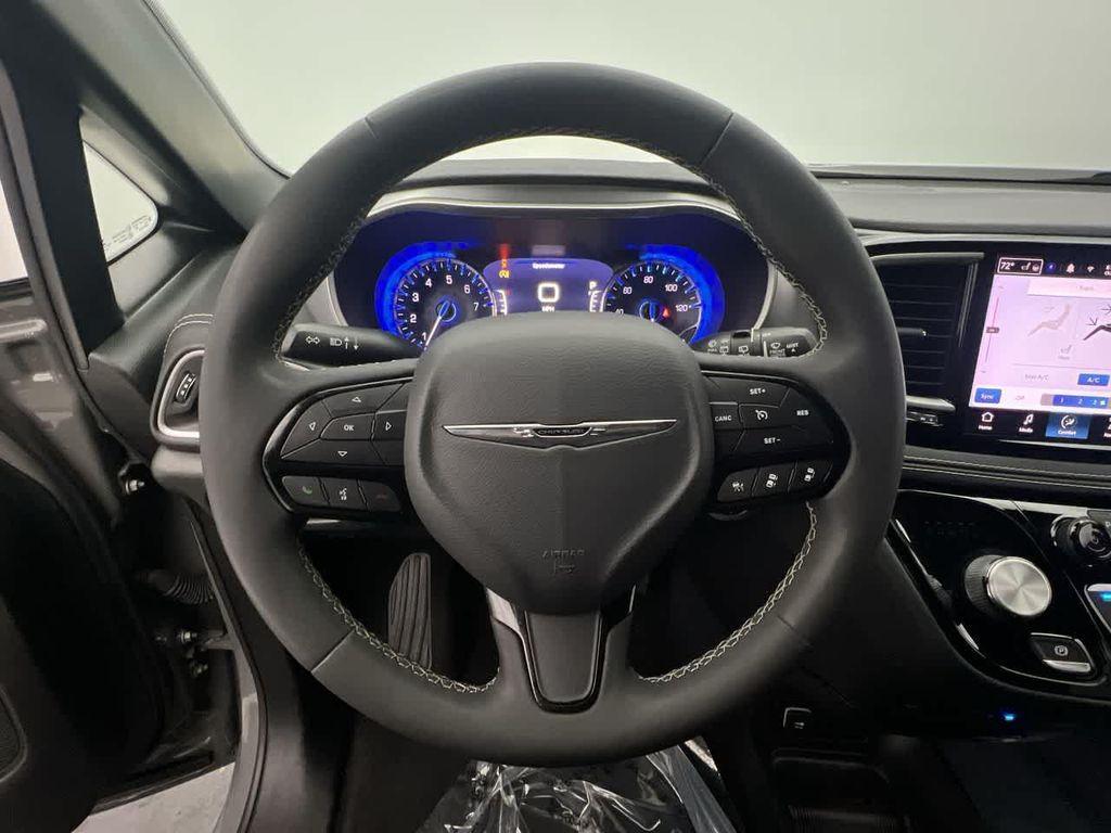 used 2022 Chrysler Pacifica car, priced at $25,996