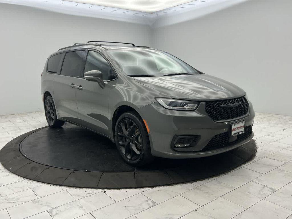 used 2022 Chrysler Pacifica car, priced at $25,996