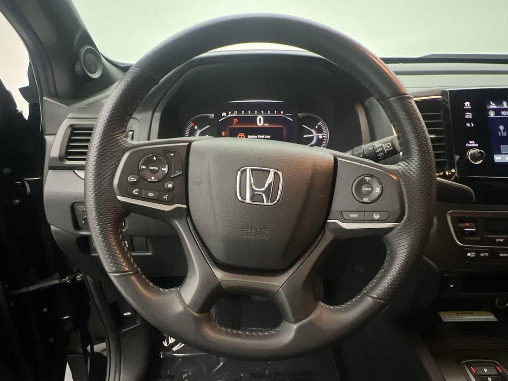 used 2022 Honda Passport car, priced at $27,889
