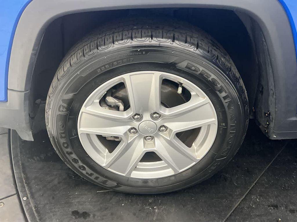 used 2022 Jeep Compass car, priced at $18,885