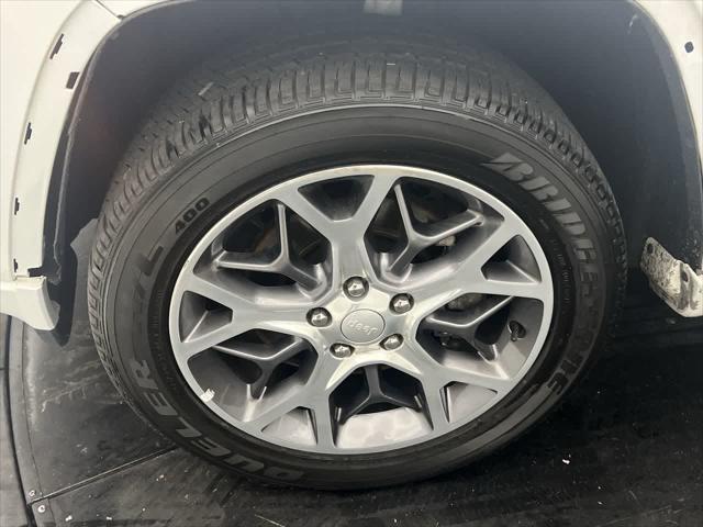 used 2021 Jeep Grand Cherokee car, priced at $26,595