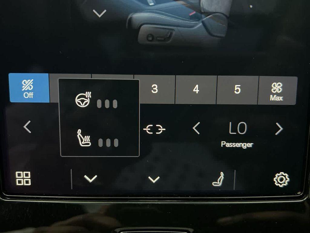 used 2022 Volvo XC40 Recharge Pure Electric car, priced at $25,612