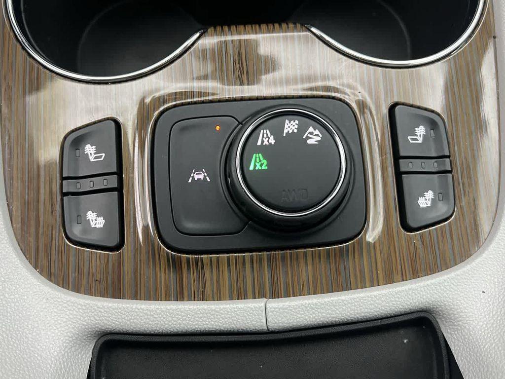 used 2022 GMC Acadia car, priced at $23,355