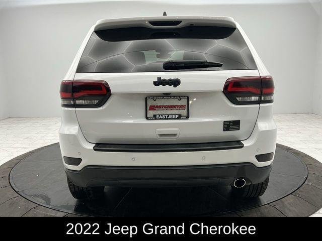 used 2022 Jeep Grand Cherokee car, priced at $28,029