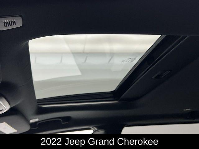 used 2022 Jeep Grand Cherokee car, priced at $28,029