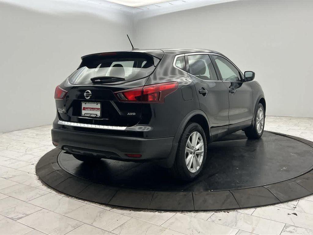 used 2019 Nissan Rogue Sport car, priced at $12,884