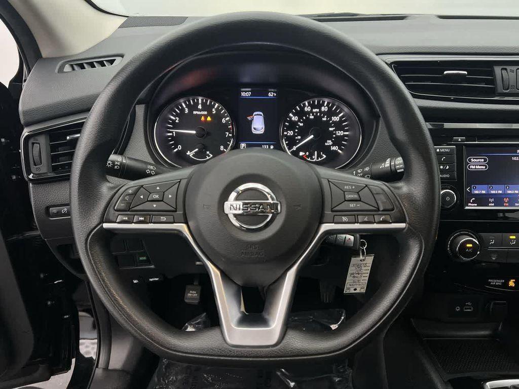 used 2019 Nissan Rogue Sport car, priced at $12,884