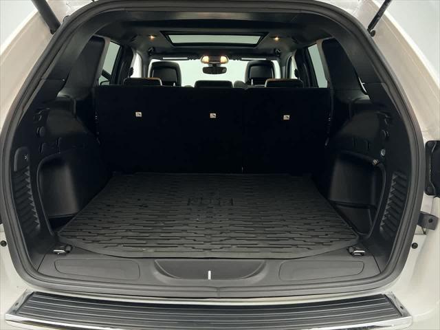 used 2022 Jeep Grand Cherokee car, priced at $29,988