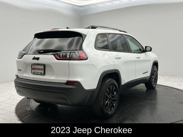 used 2023 Jeep Cherokee car, priced at $25,416