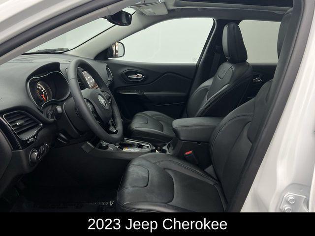 used 2023 Jeep Cherokee car, priced at $25,416