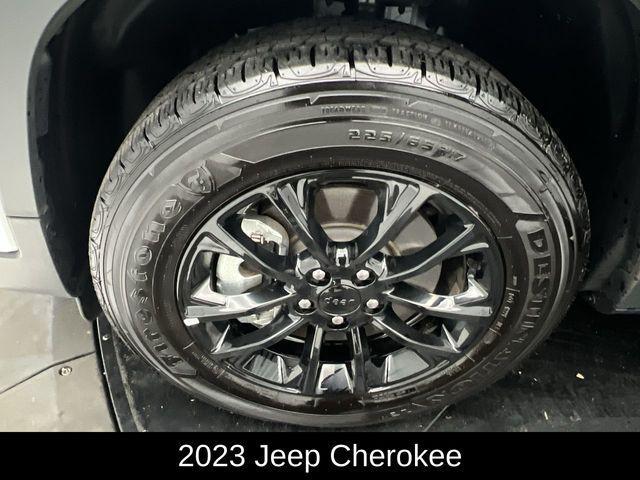 used 2023 Jeep Cherokee car, priced at $25,416