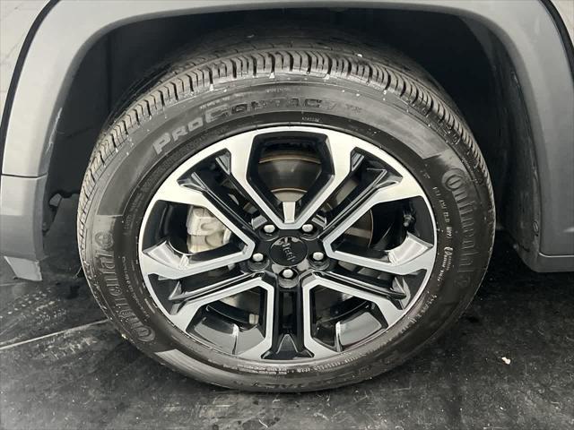 used 2022 Jeep Compass car, priced at $20,998